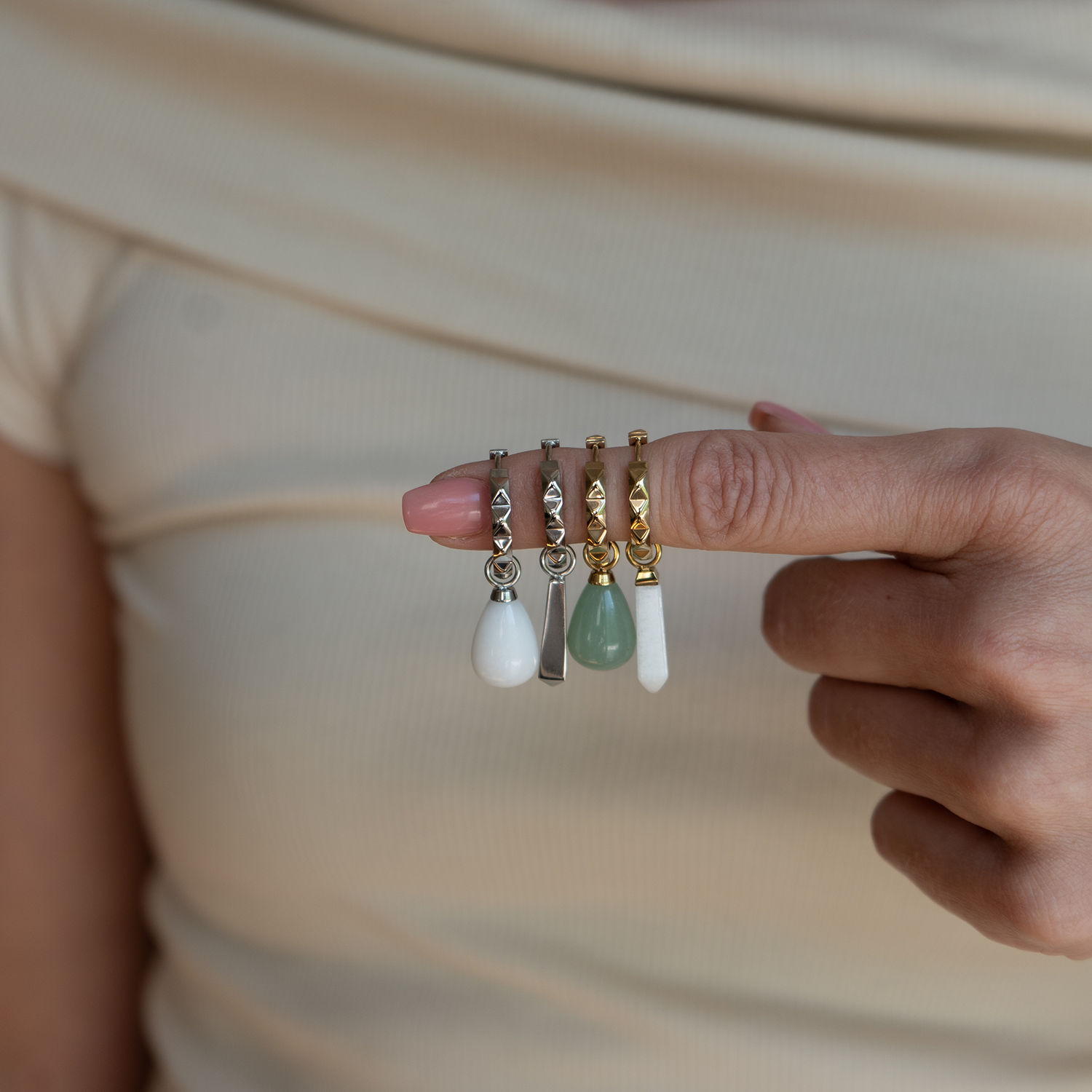 EAR ME UP Charm Obelisk Silber