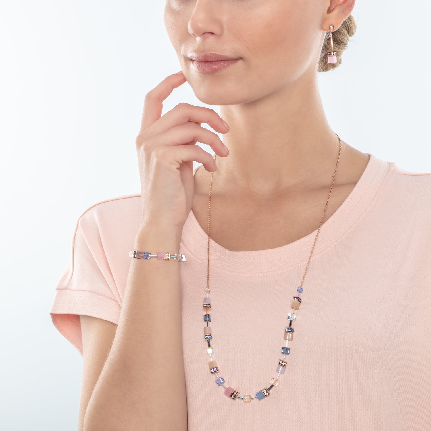 GeoCUBE® Iconic Chain Halskette hellblau-rosa