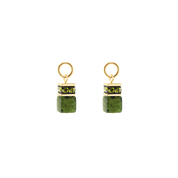 EAR ME UP Charm GeoCUBE® gold-grün von COEUR DE LION