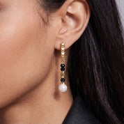 COEUR DE LION Ohrstecker Astoria Noir Pearl Gold – am Model