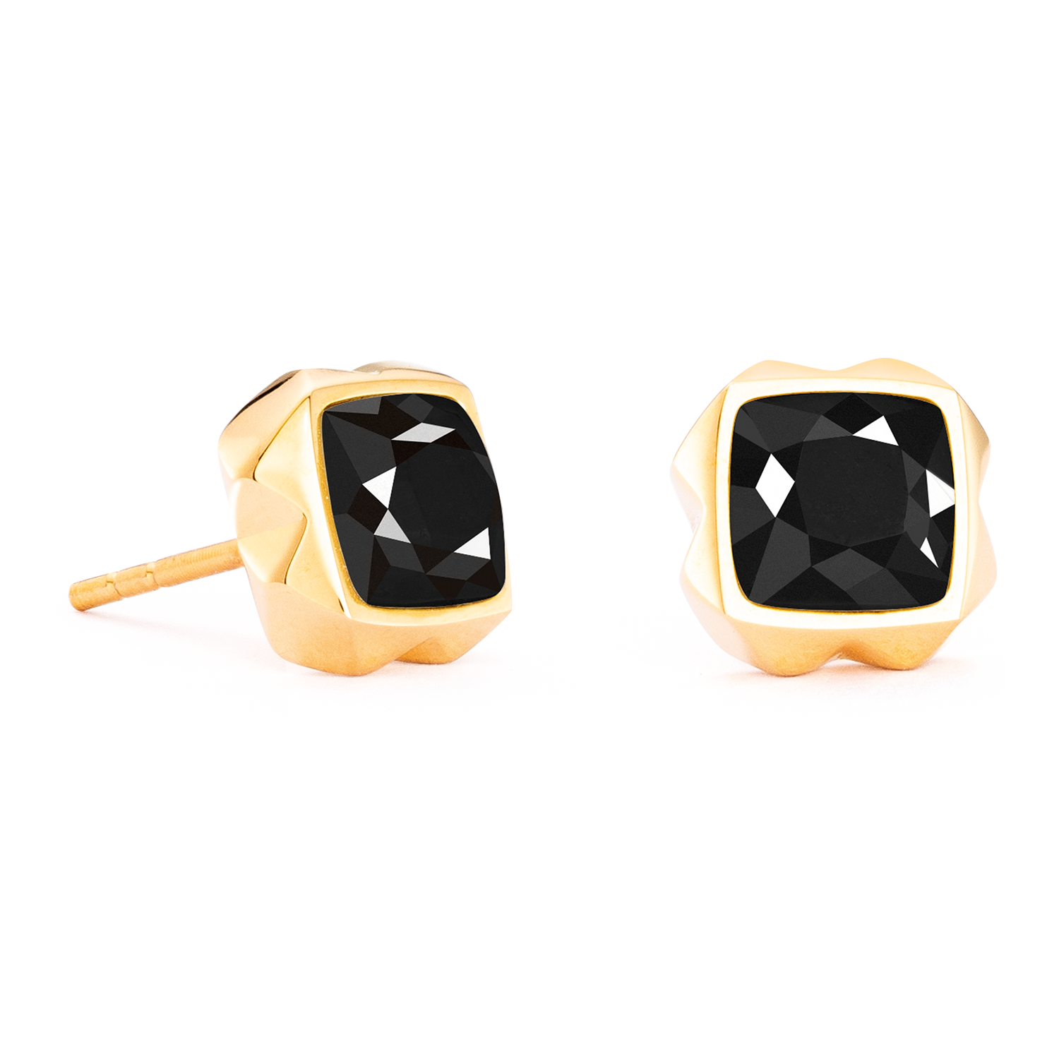 Ohrringe Spikes Square Onyx gold-schwarz von COEUR DE LION – Detailaufnahme