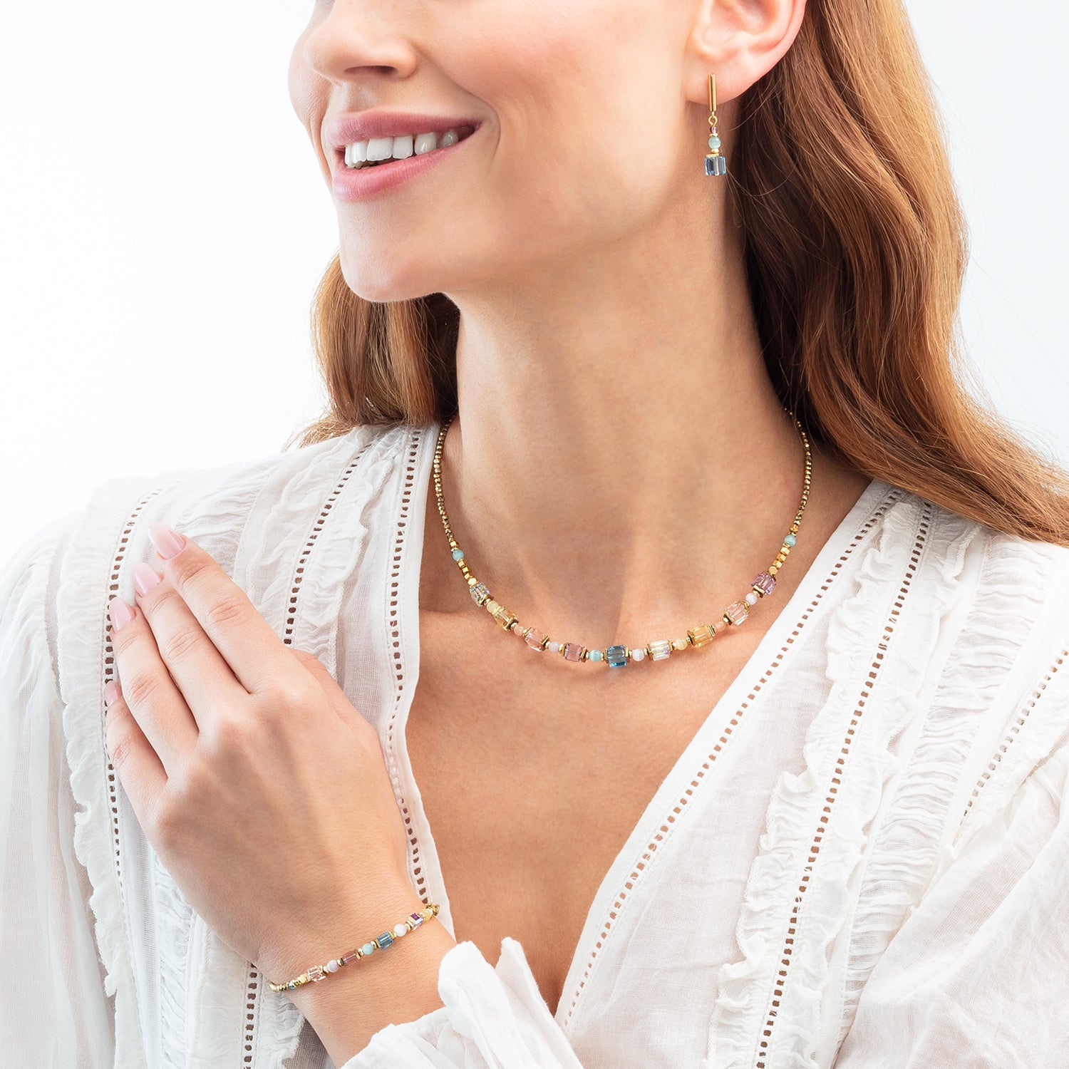 Ohrringe Cube Aura pastell gold