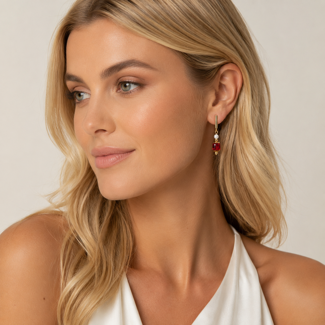 COEUR DE LION Cocktail Pearls Ohrringe Ruby – am Model