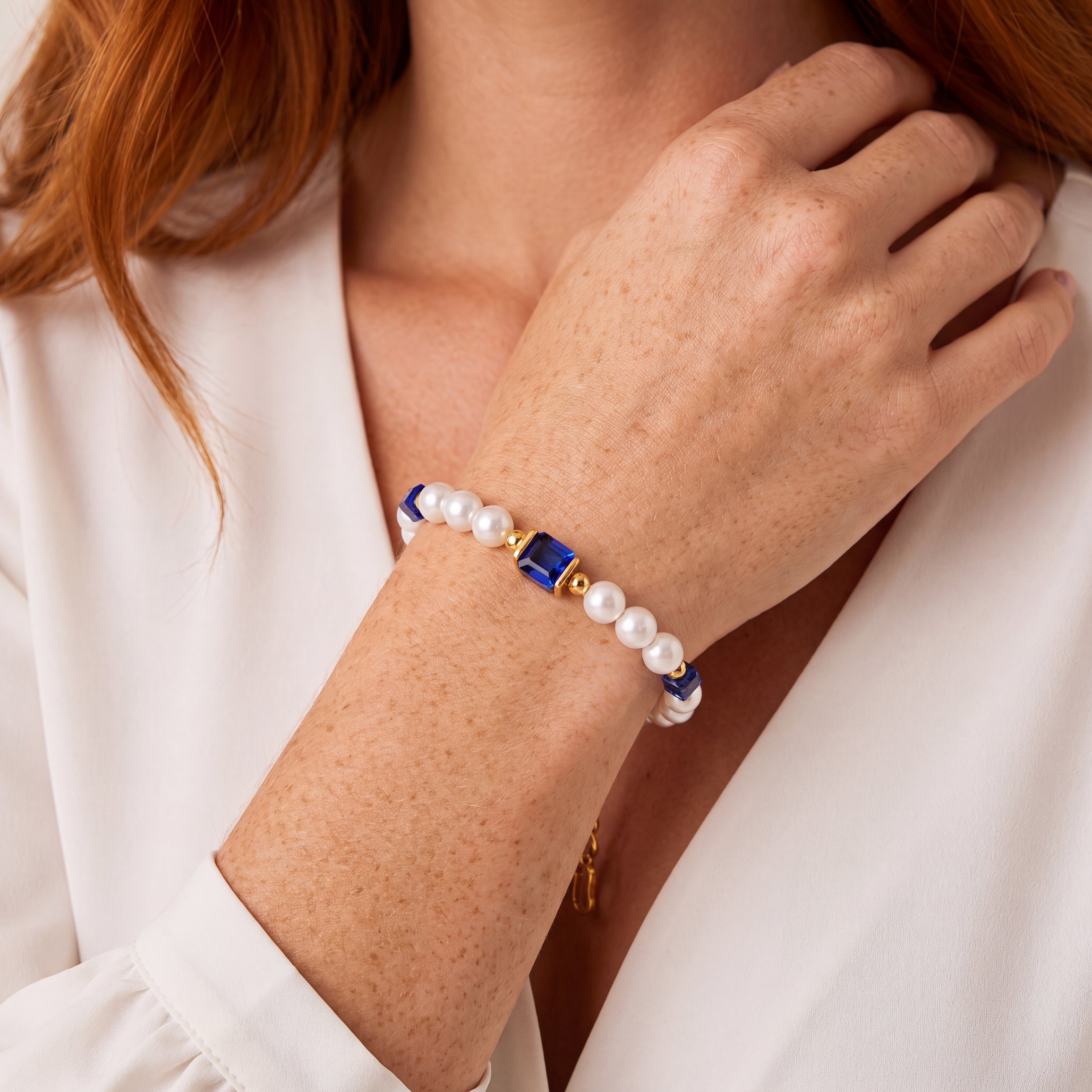 COEUR DE LION Cocktail Pearls Armband Sapphire – am Model