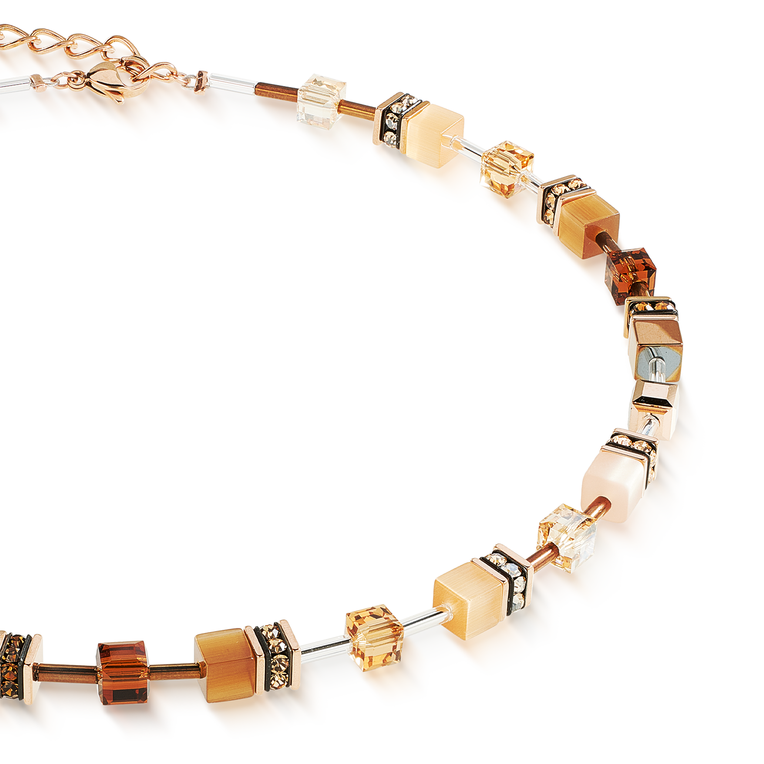 GeoCUBE® Iconic Halskette Mocha Mousse von COEUR DE LION – Detailaufnahme