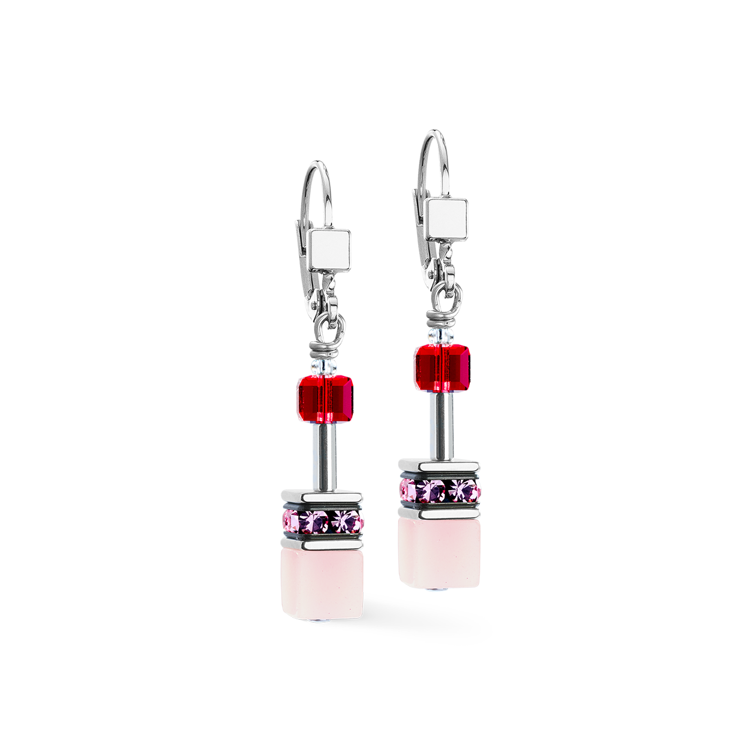 GeoCUBE® Iconic Ohrringe rosé blush von COEUR DE LION – Detailaufnahme