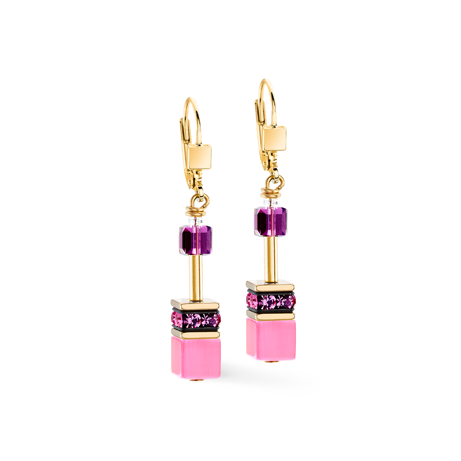 GeoCUBE® Iconic Ohrringe rosa-flieder von COEUR DE LION – Detailaufnahme