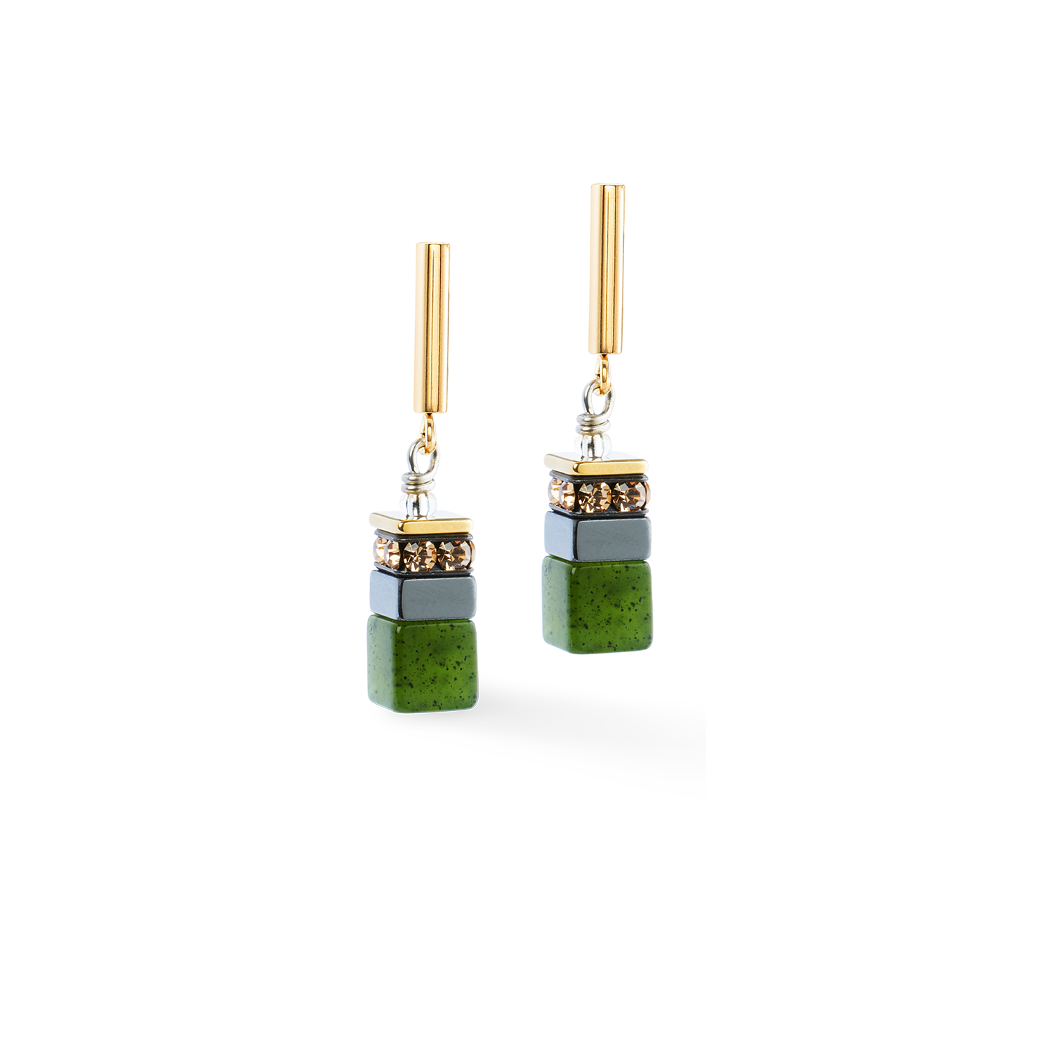 GeoCUBE® Precious Motion Ohrringe Forest Light gold von COEUR DE LION – Detailaufnahme