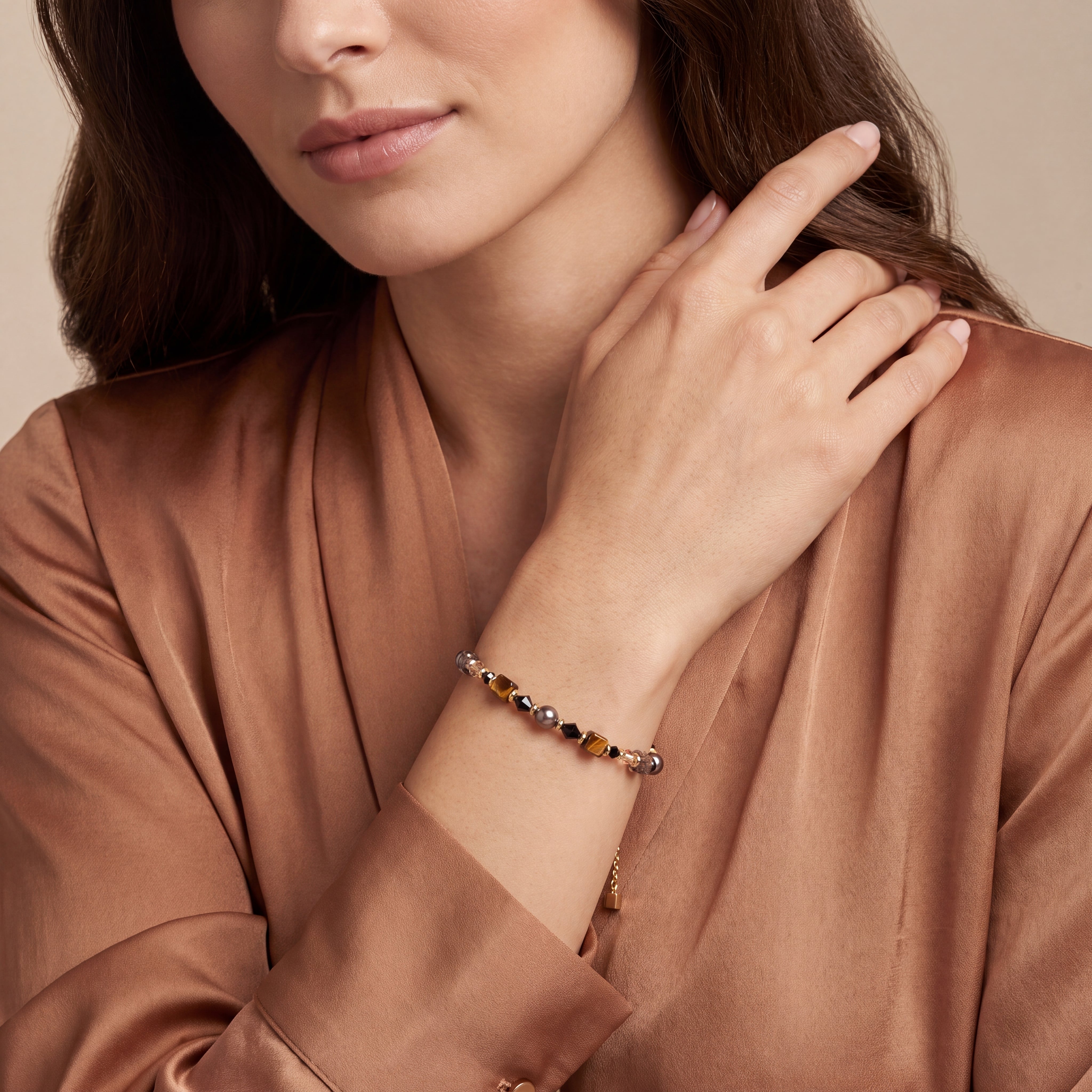 COEUR DE LION Armband Slider Earth gold – am Model