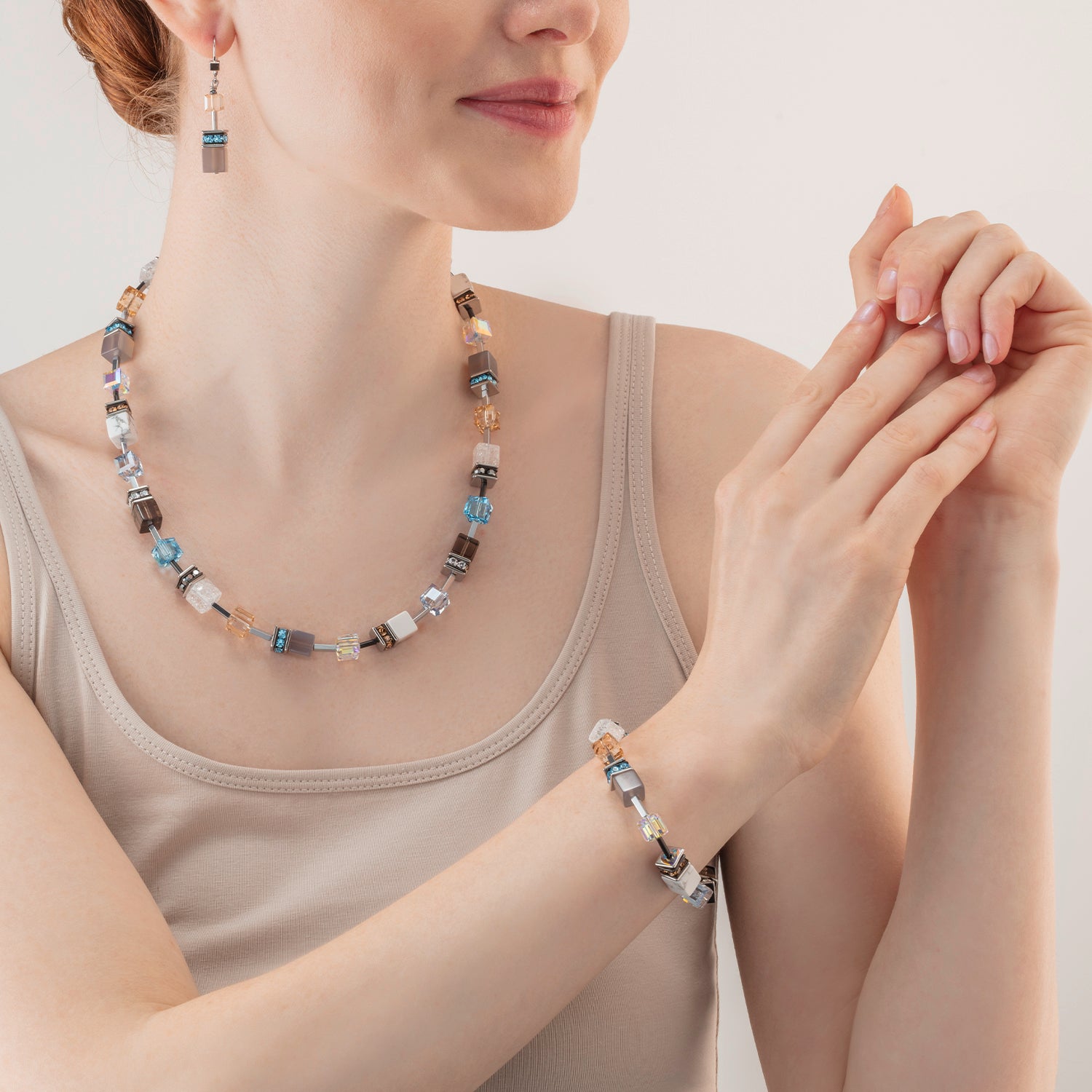 GeoCUBE® Iconic Statement Precious Halskette aqua-beige
