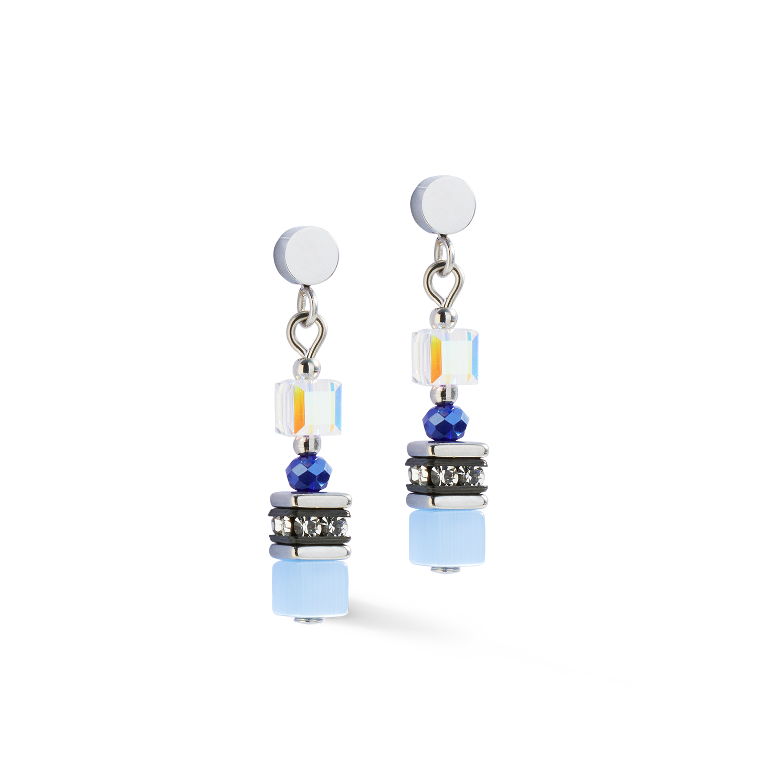 Ohrringe Mini Cubes blau von COEUR DE LION – Detailaufnahme