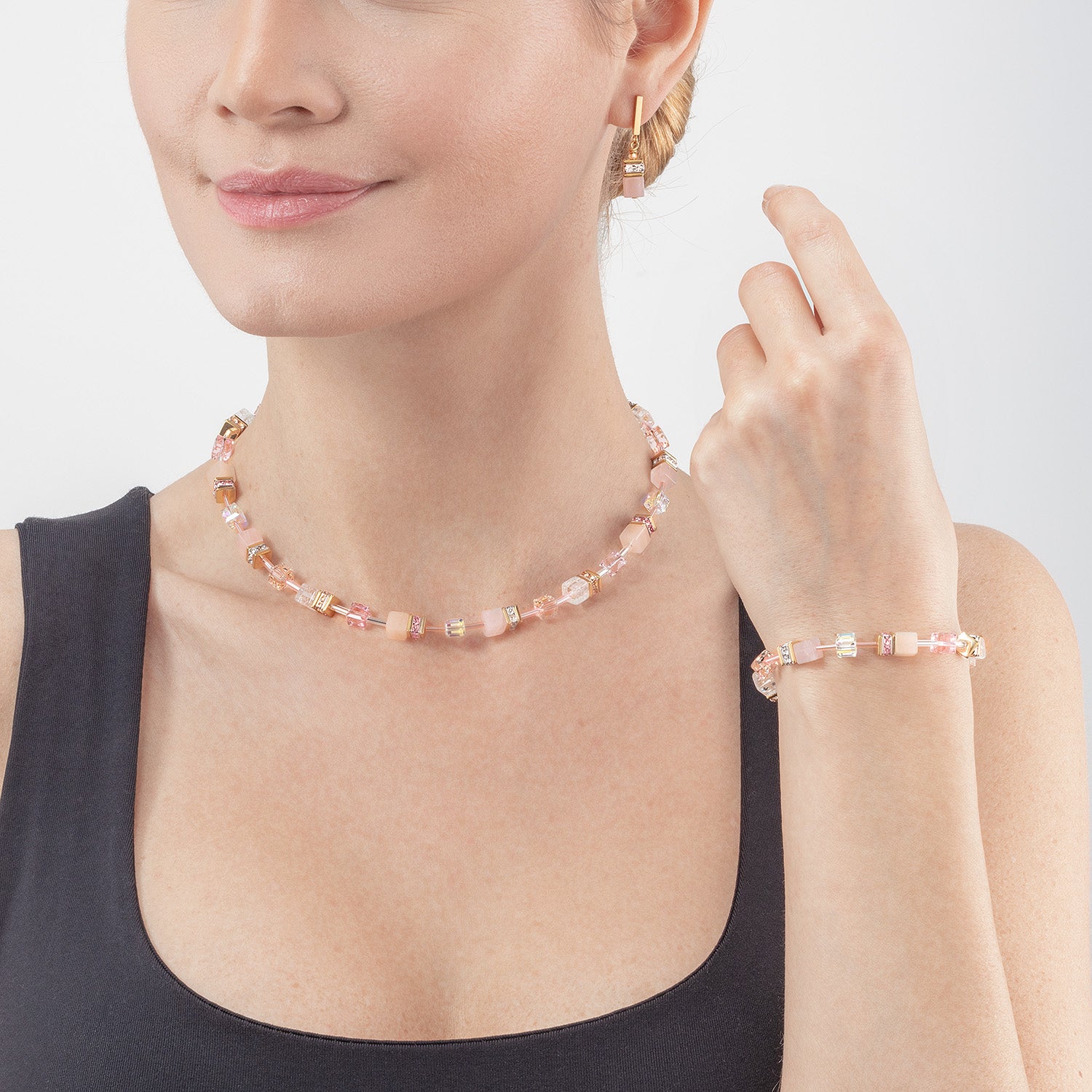 GeoCUBE® Iconic Precious Halskette hellrosa