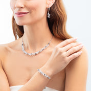 Dancing Crystals Halskette silber-kristall von COEUR DE LION – am Modell getragen