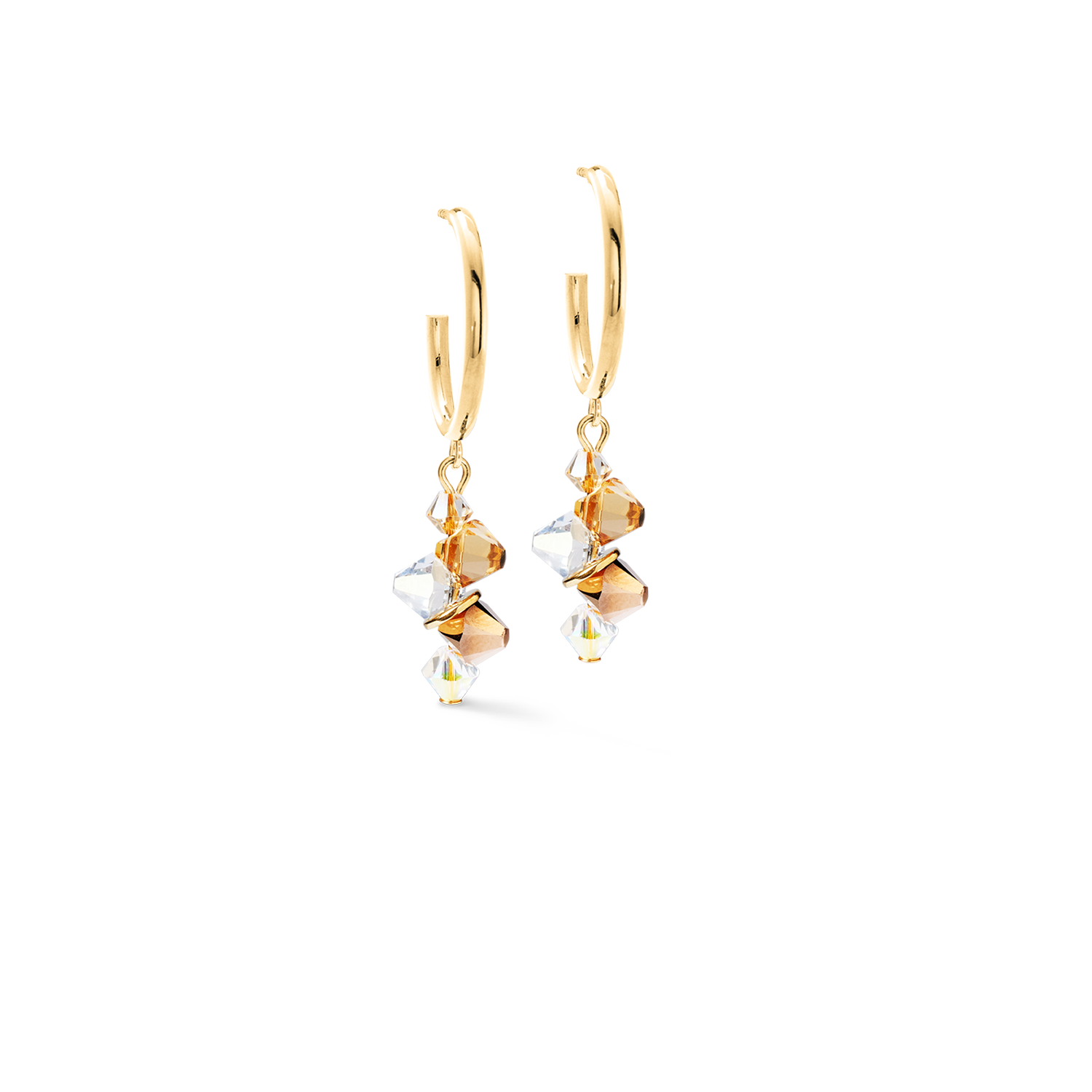 Dancing Crystals Ohrringe gold-beige von COEUR DE LION – Detailaufnahme