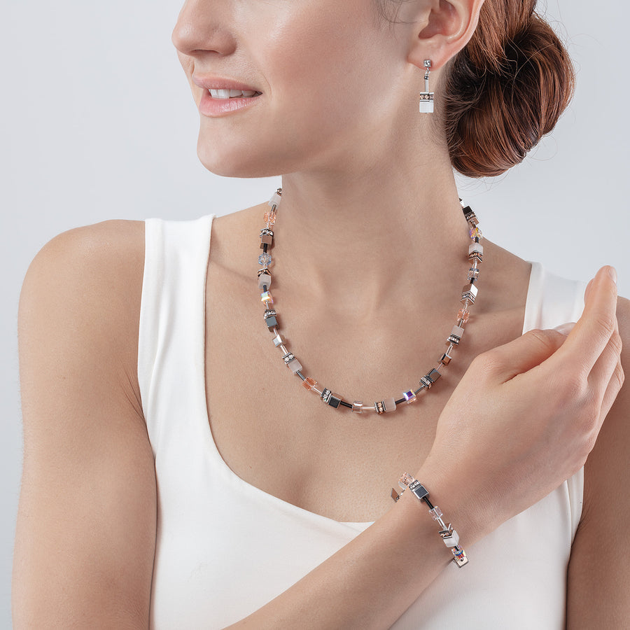 GeoCUBE® Iconic Monochrome Halskette peach