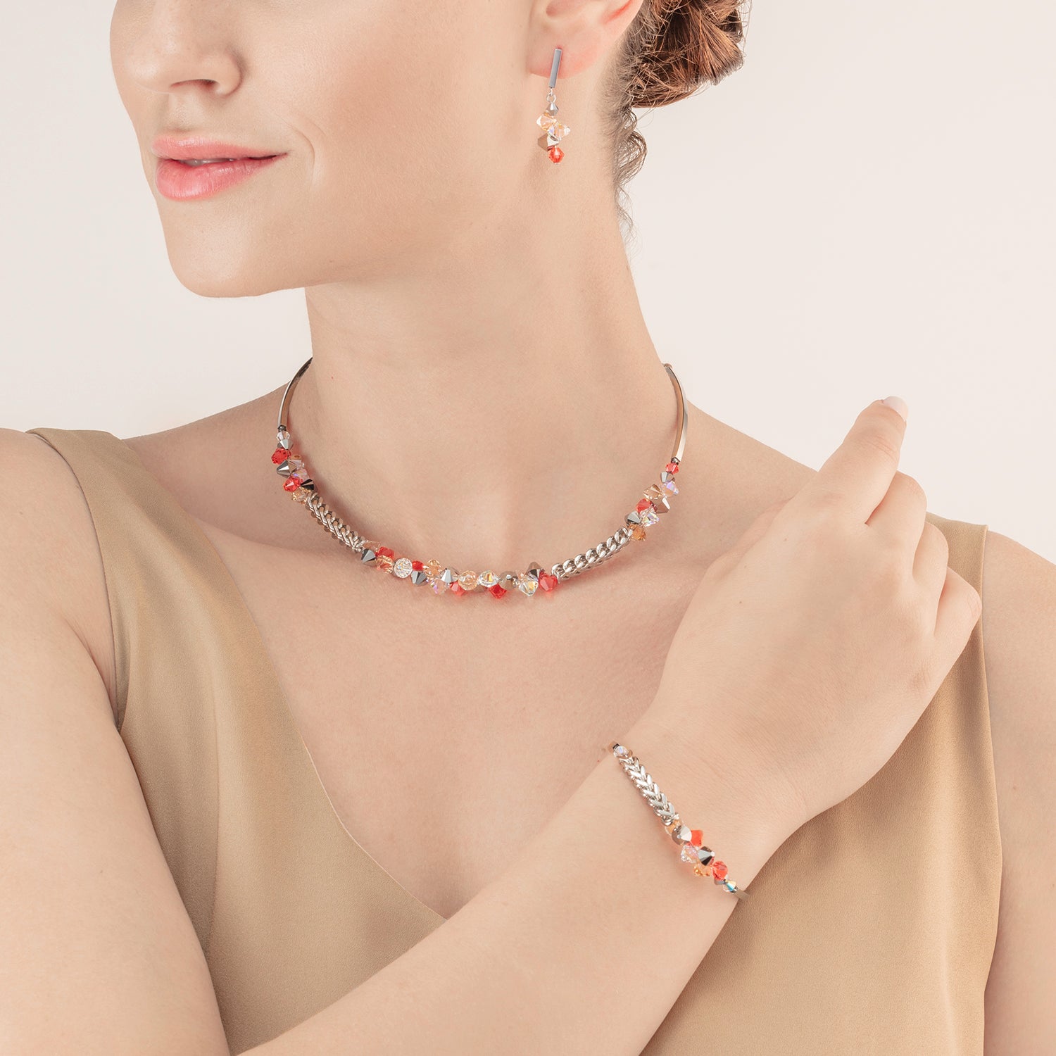 Dancing Crystals & Chunky Chain Armband rot