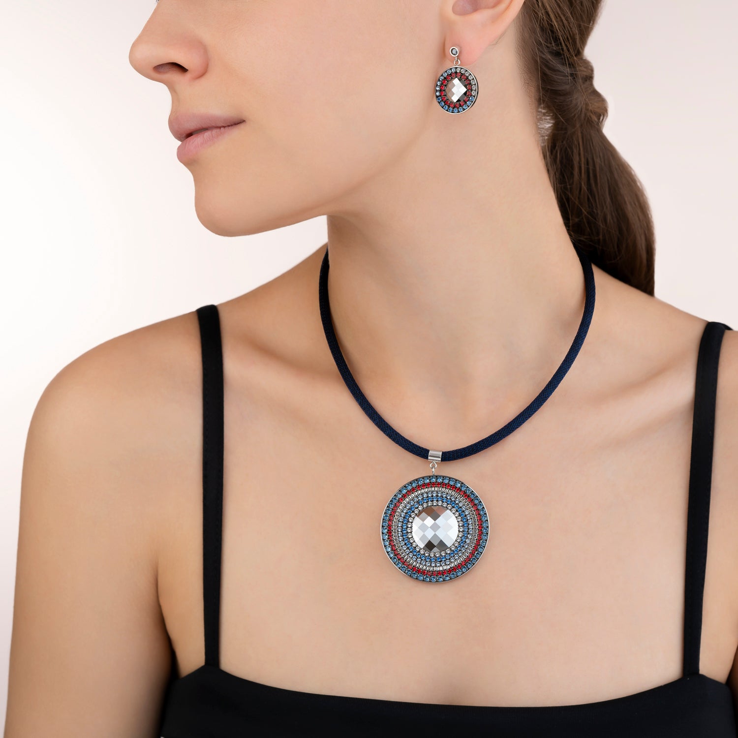 Ohrringe Amulett Kristalle & Mesh blau-rot