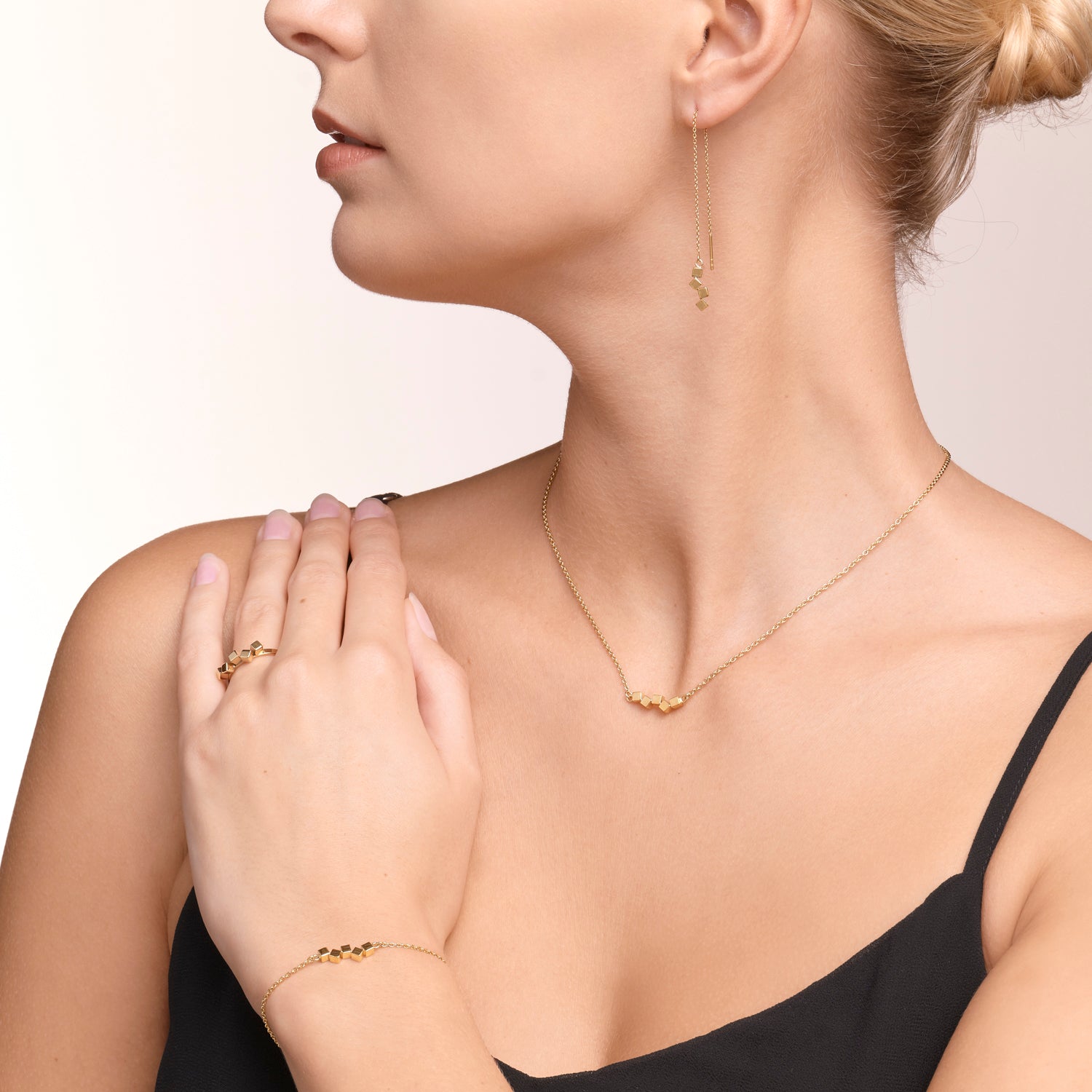 Armband Dancing GeoCUBE® small Edelstahl gold