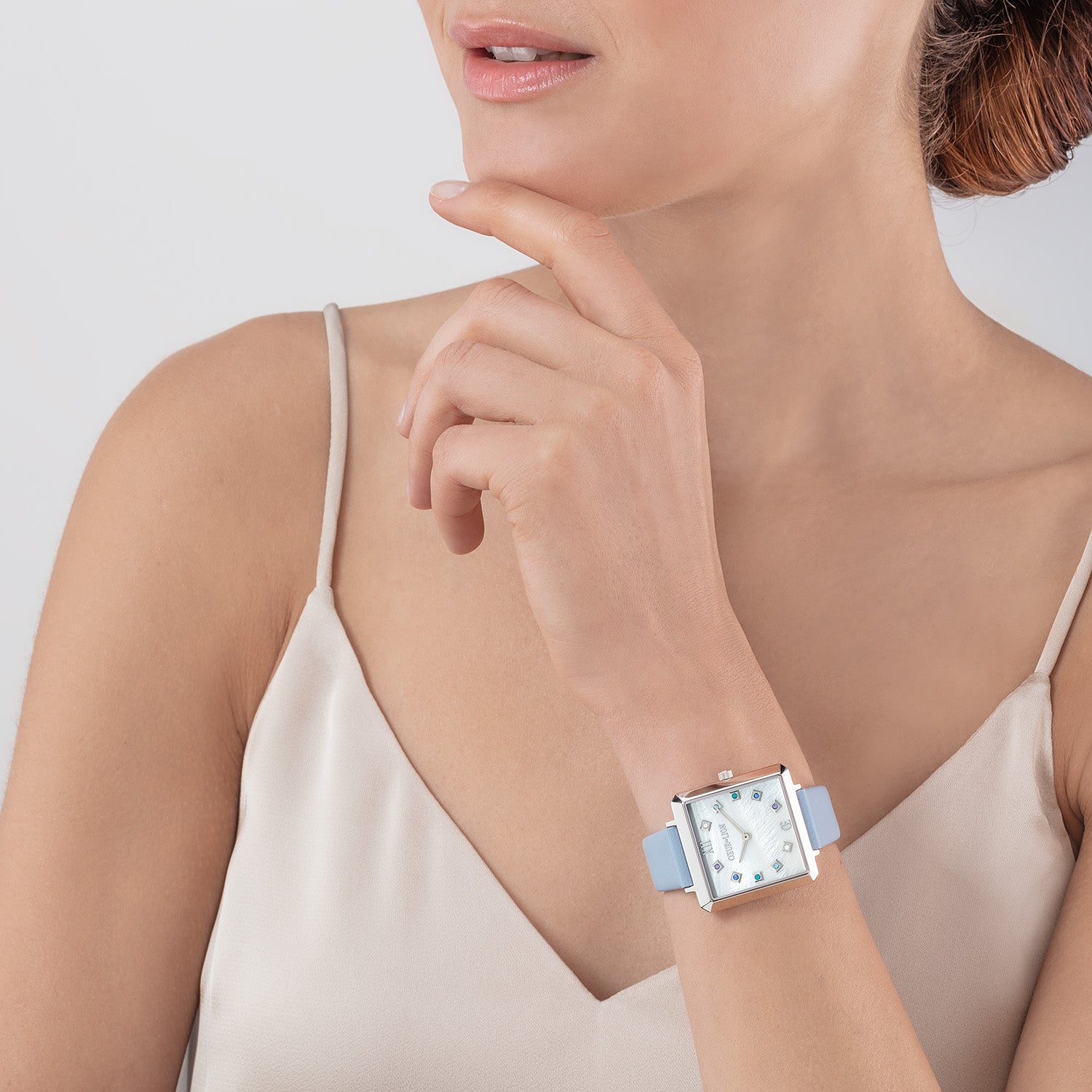 Uhr Iconic Square Perlmutt Silber Armband Leder Cool Blue